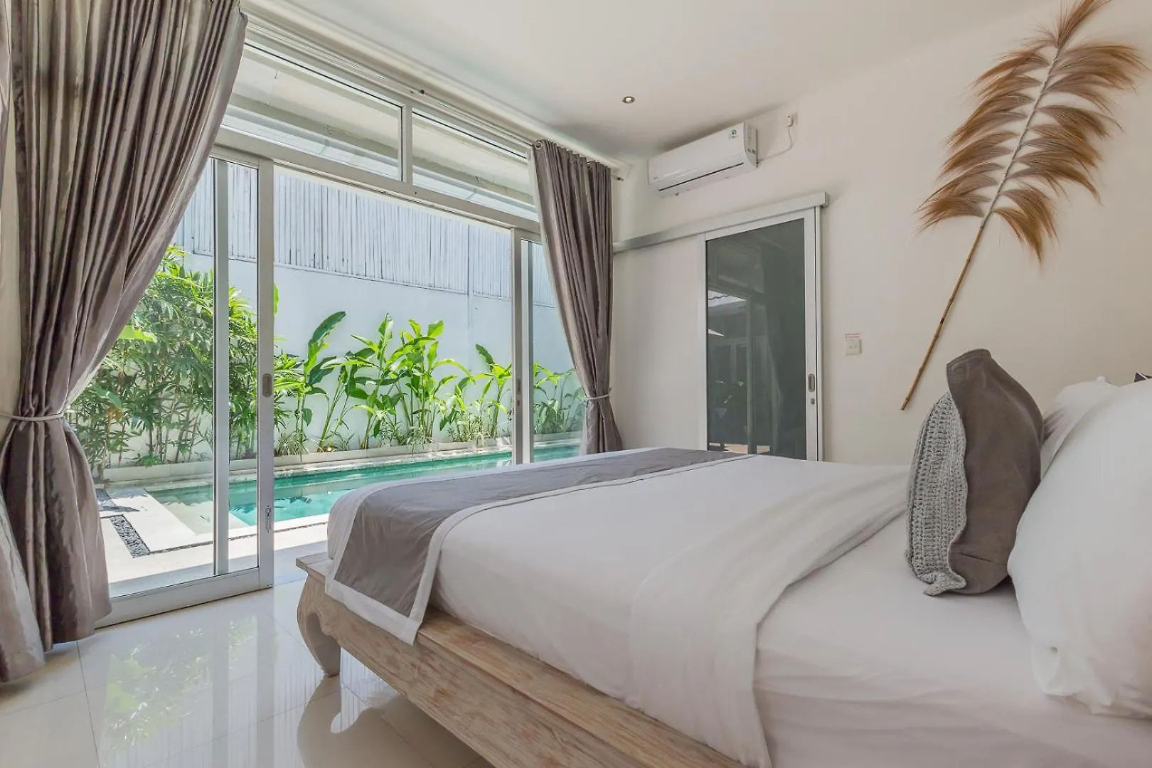 Cosy 3 Bedroom Villa With Private Pool In Seminyak